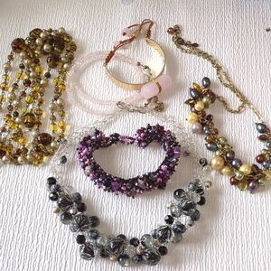 🍀 M32 Set of Beaded Necklaces and Bracelets